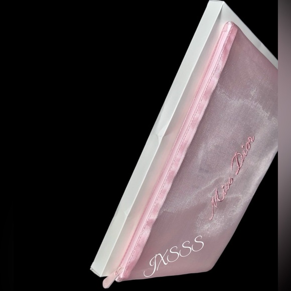 Baby-Pink (Mesh) Dior Beauty (Miss Dior) Embroidered Cosmetic-Makeup Bag - Picture 10 of 16